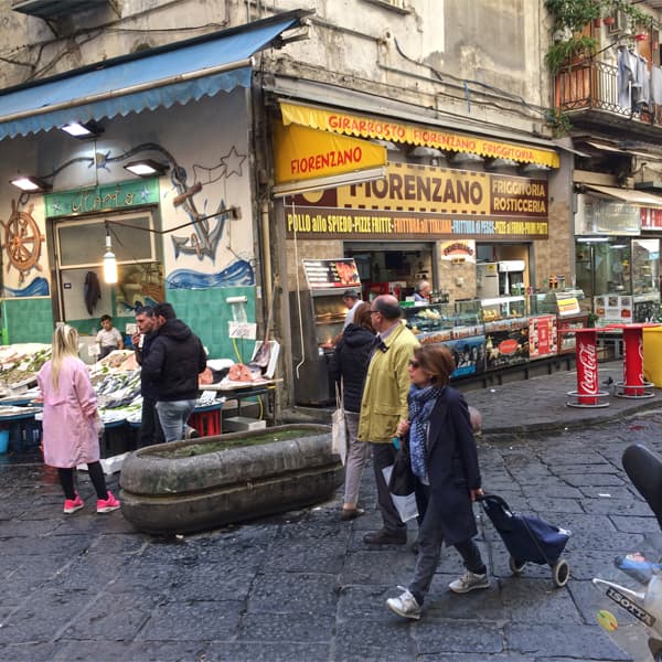 Via Pignasecca Market 