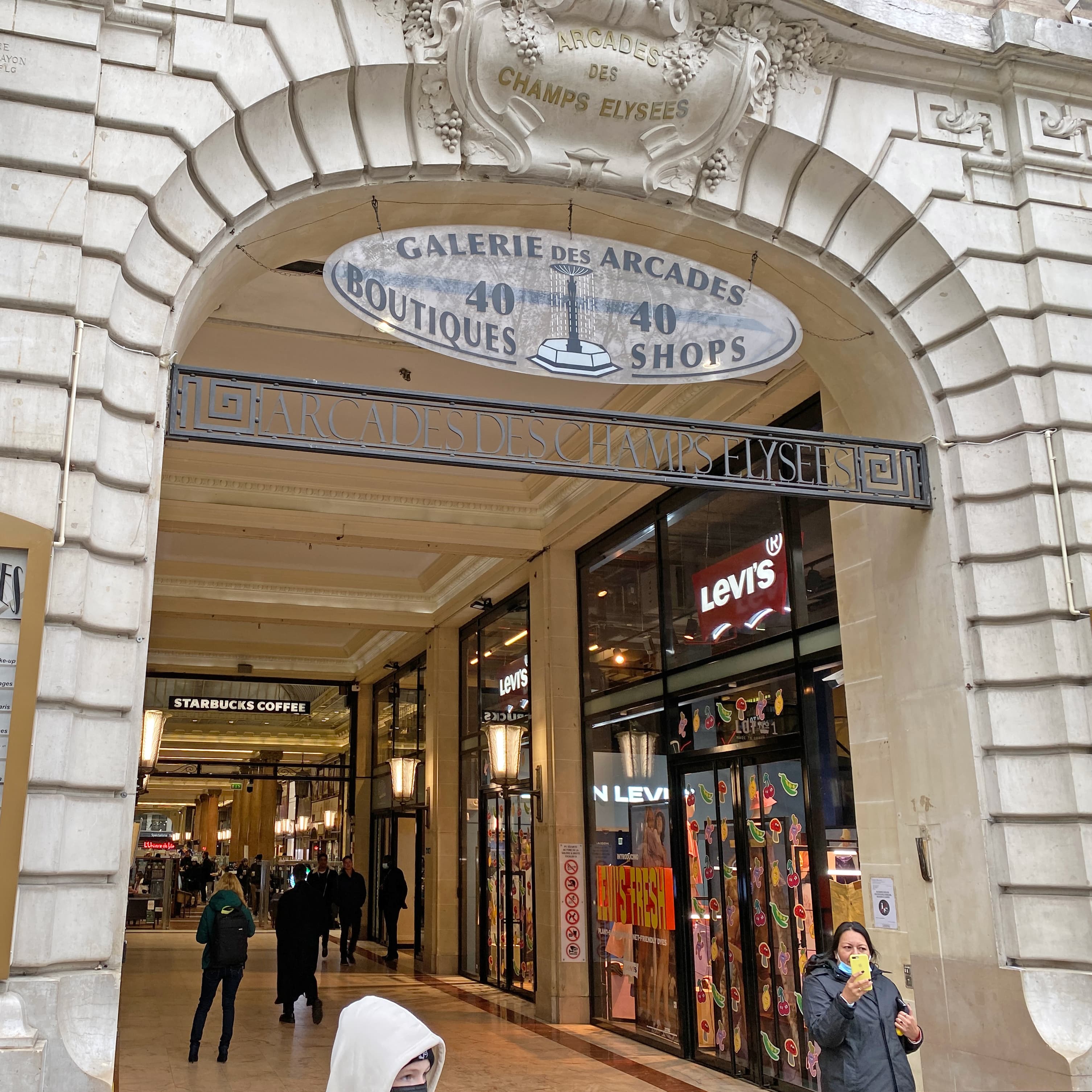 French Shopping: Arcades, Sephora