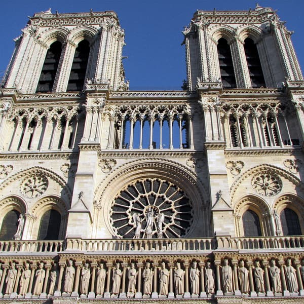 Tour Begins: Notre-Dame Cathedral