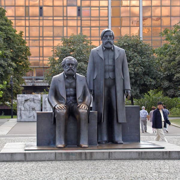 Karl-Liebknecht-Strasse