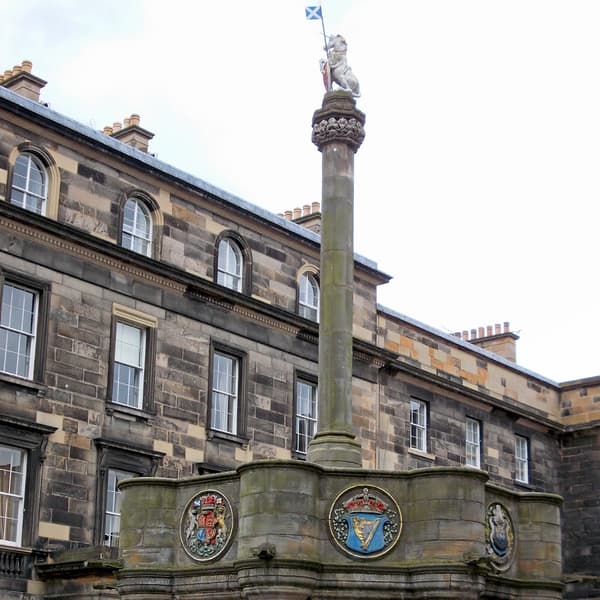 Mercat Cross
