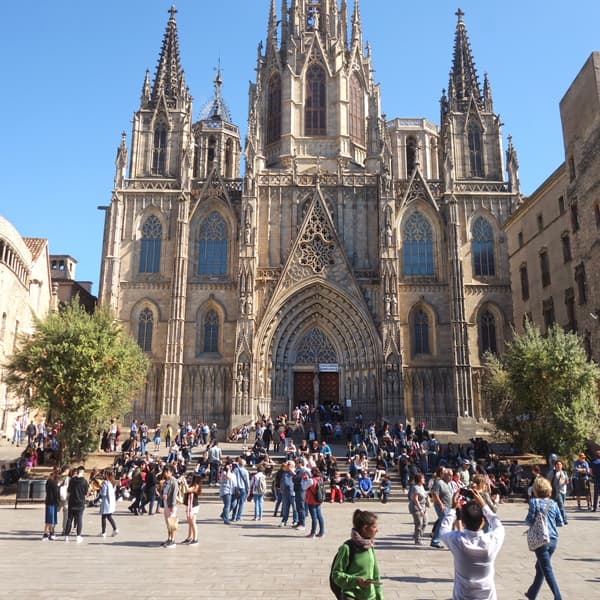 Cathedral of Barcelona: Exterior