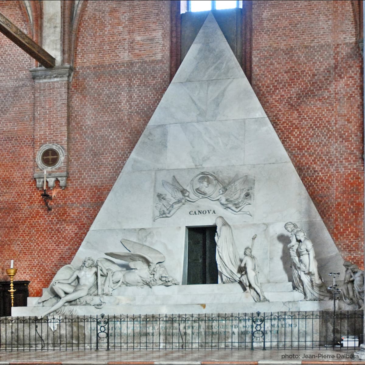 Canova Monument