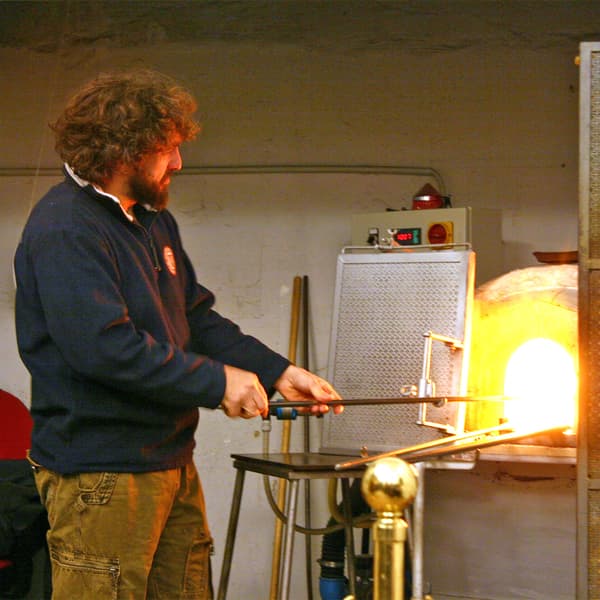 Shops and Local Crafts