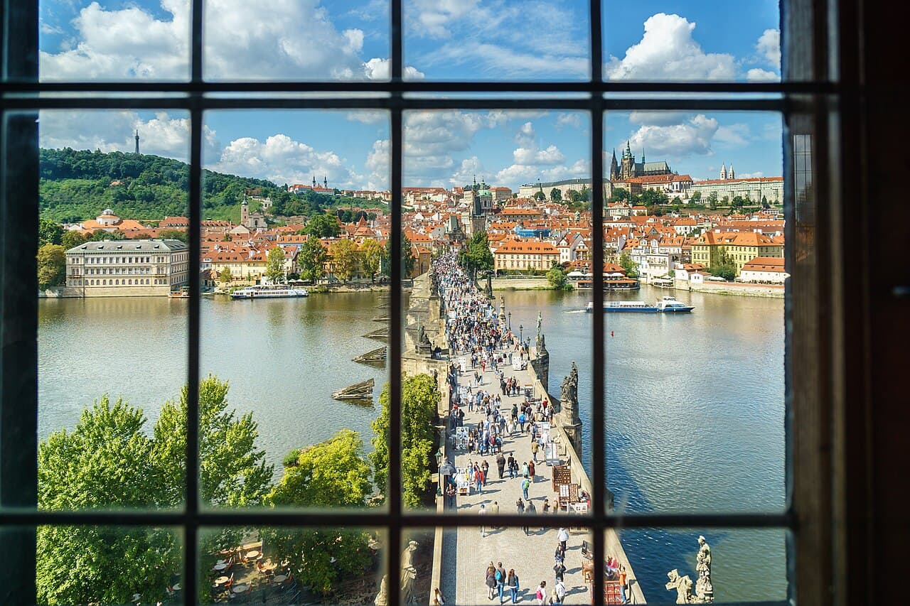 Charles Bridge — Malá Strana Tower