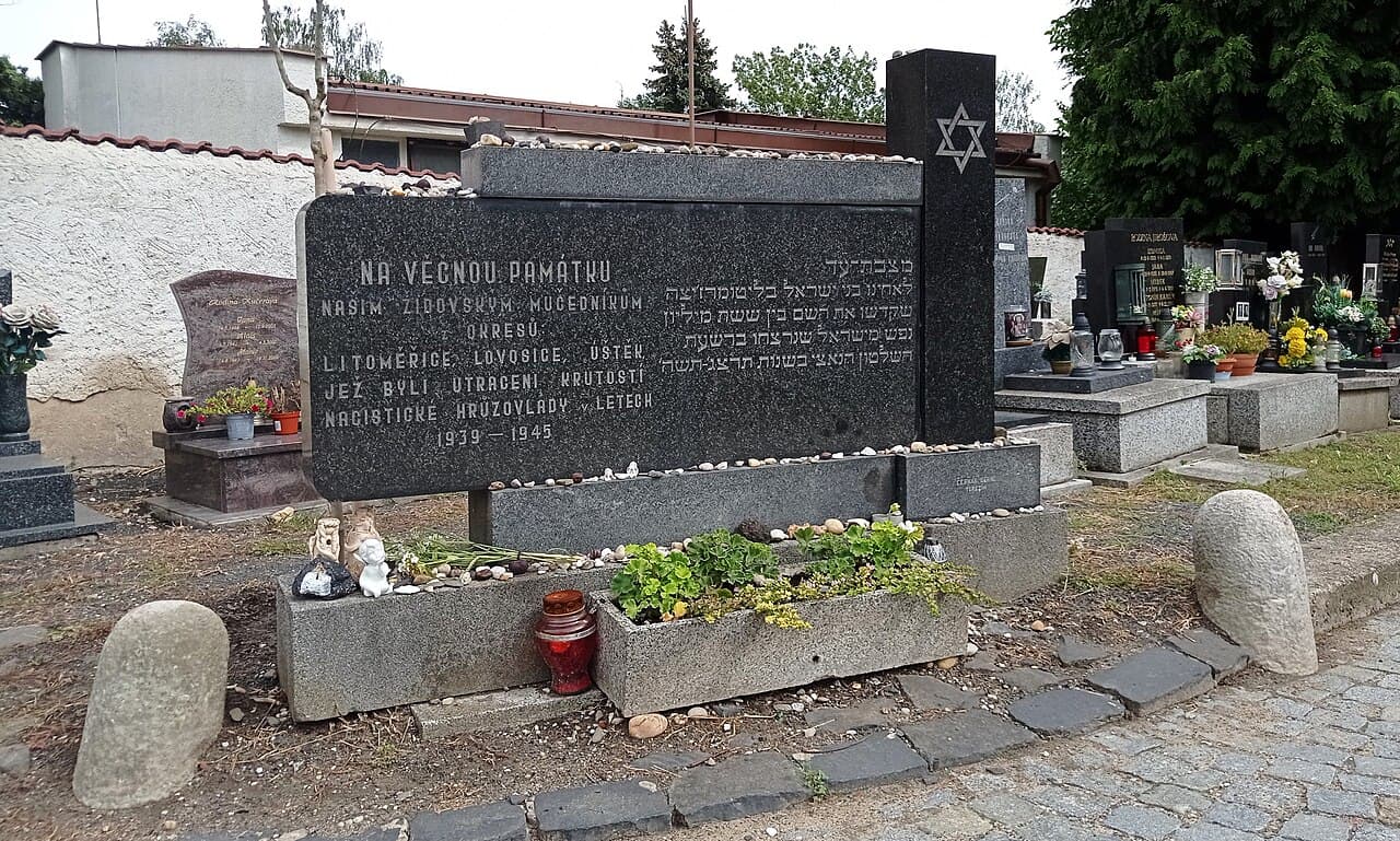 Jewish Cemetery Memorial