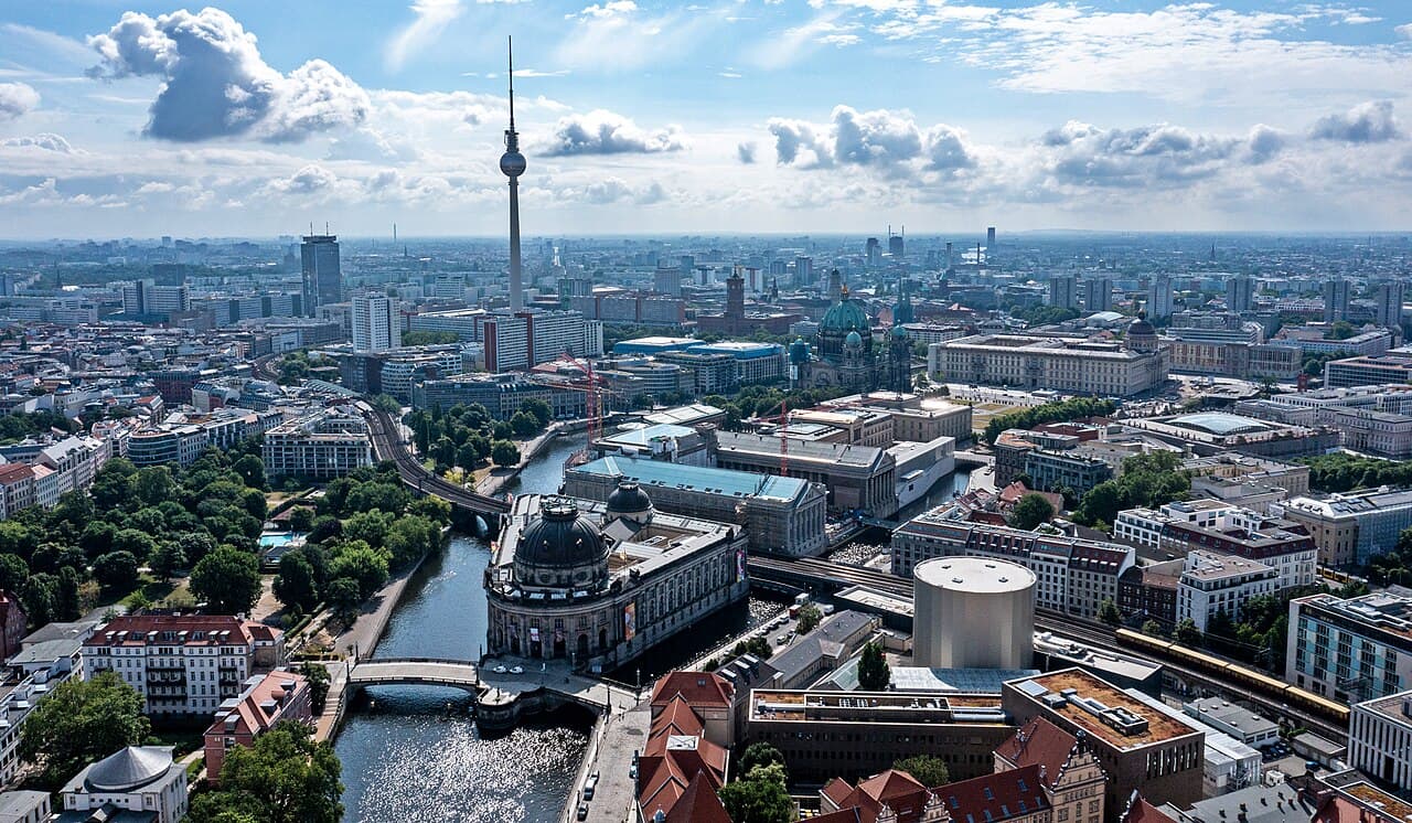 Fernsehturm (TV Tower)
