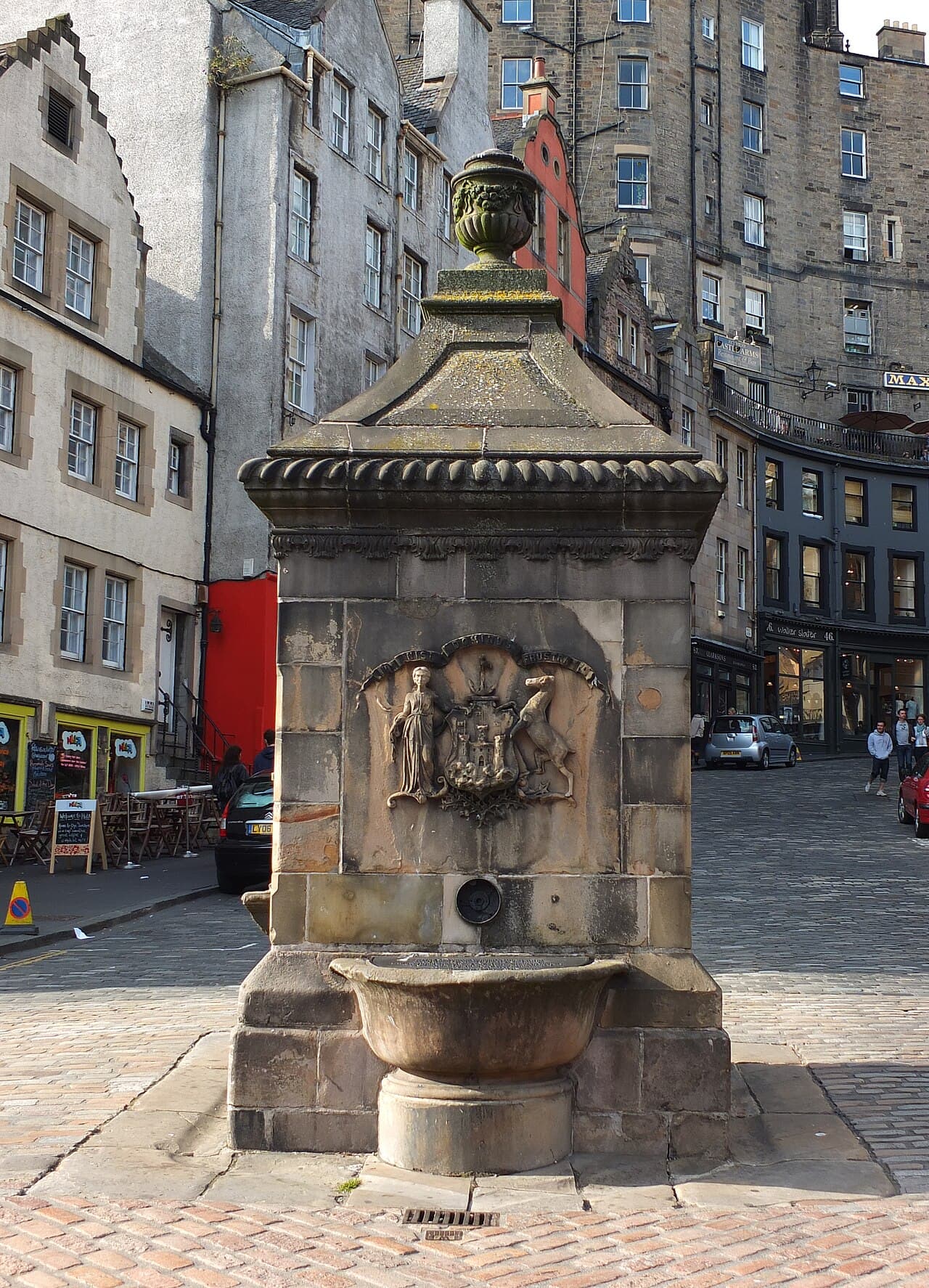 Victoria Street & West Bow