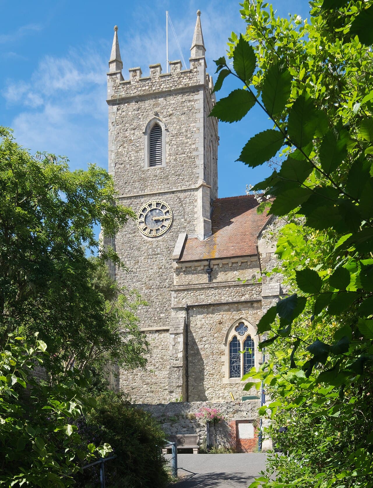 St Leonard's Church
